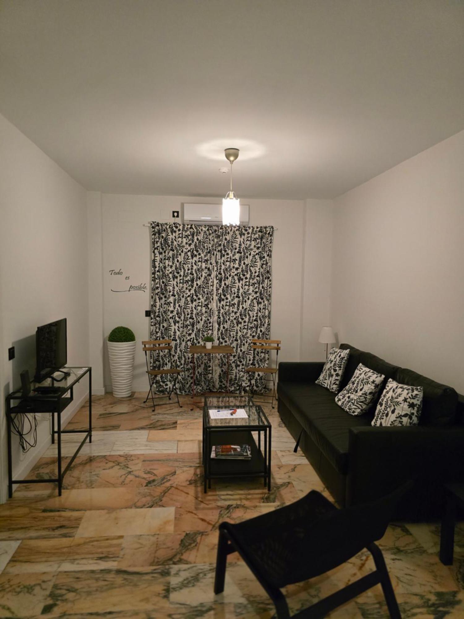 Lhome Sevilla Exteriér fotografie