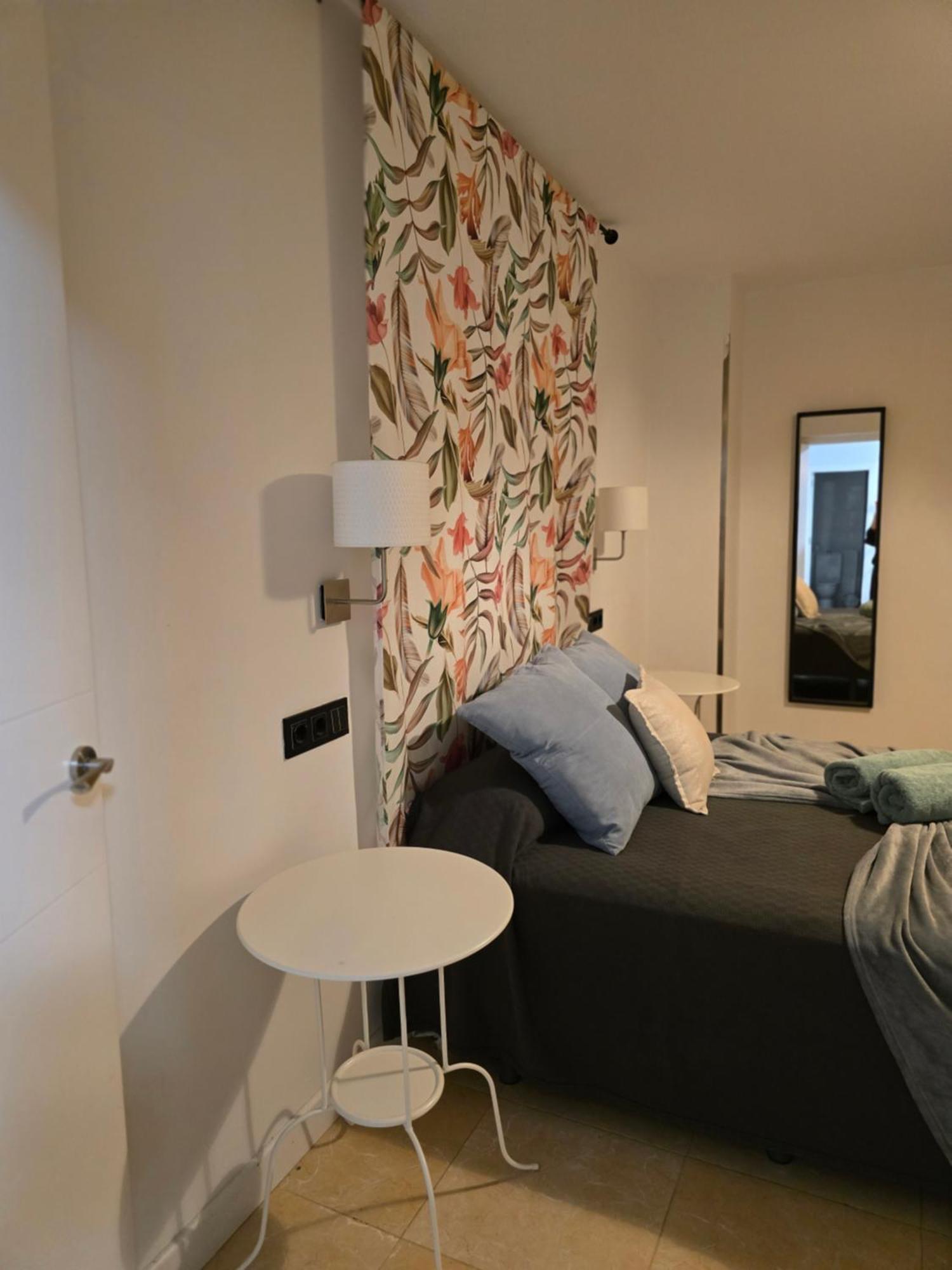Lhome Sevilla Exteriér fotografie