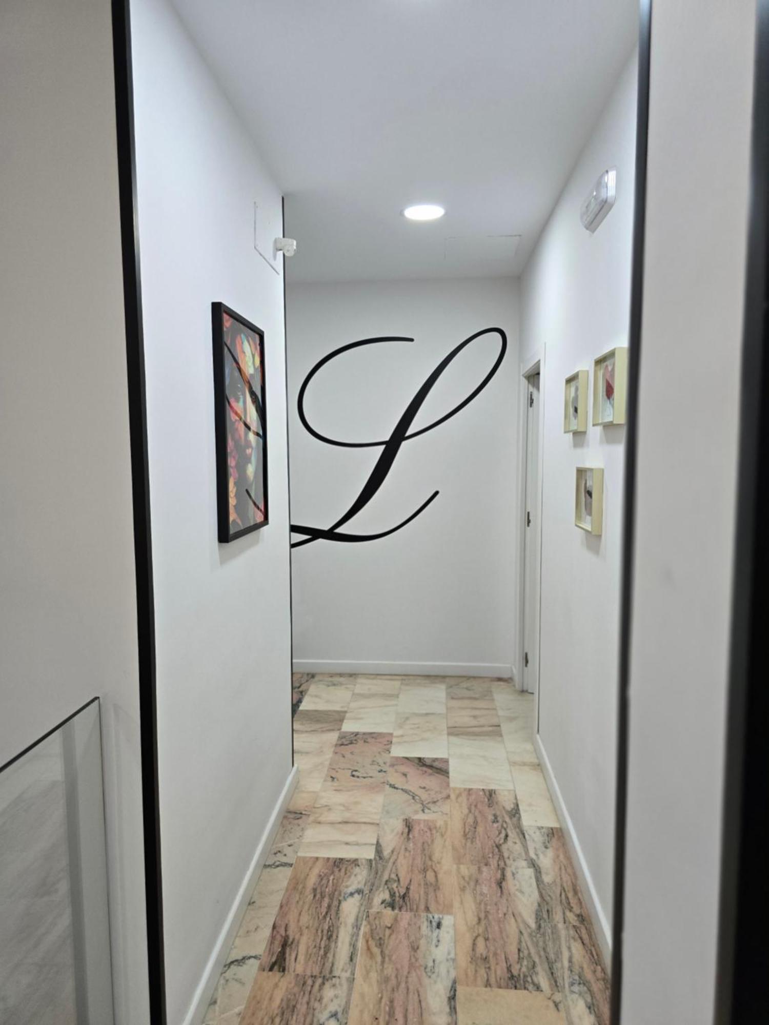 Lhome Sevilla Exteriér fotografie