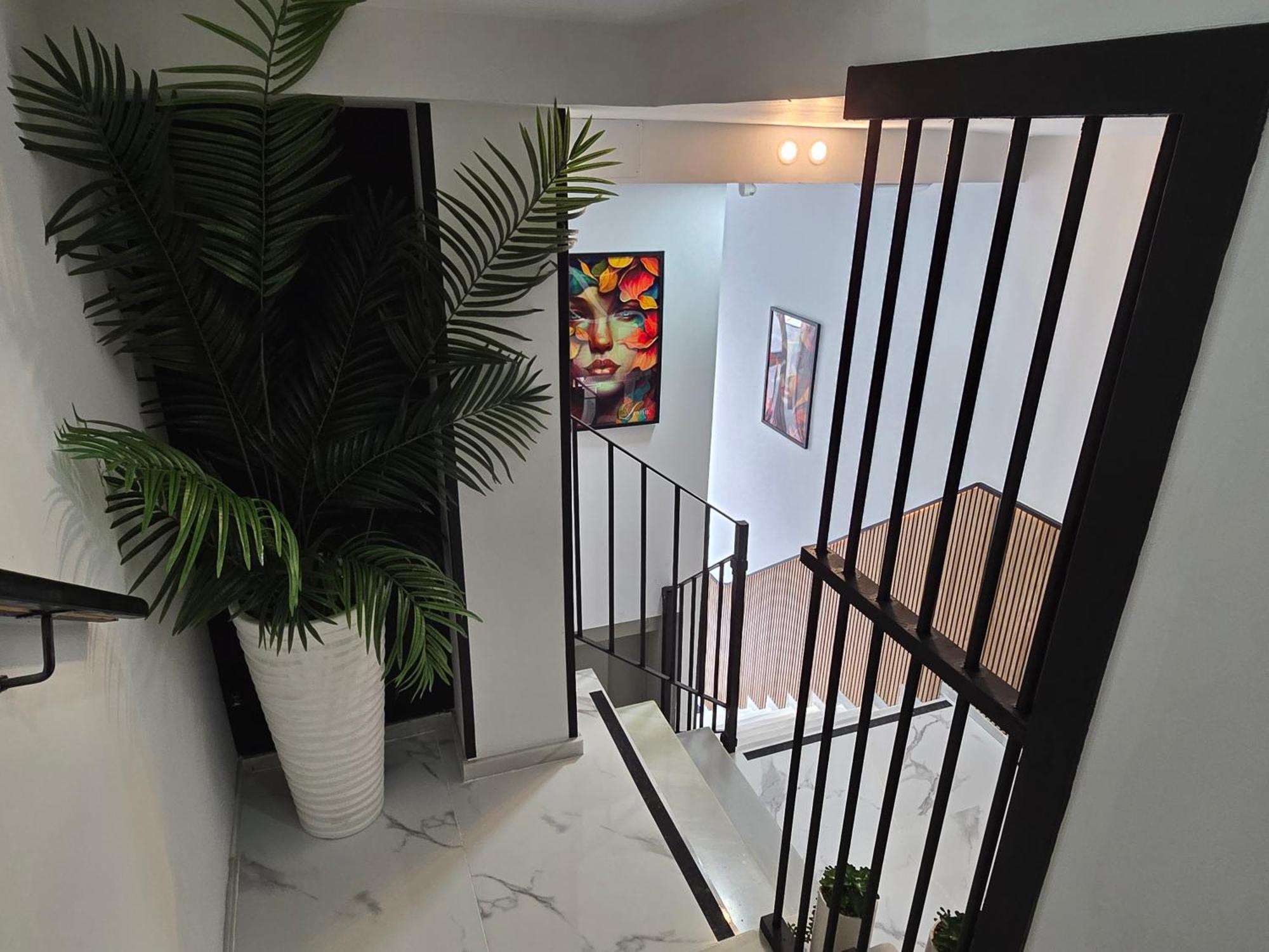 Lhome Sevilla Exteriér fotografie