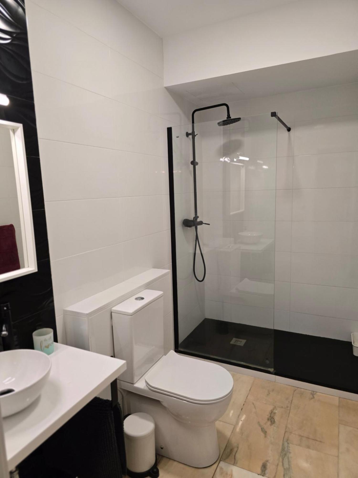 Lhome Sevilla Exteriér fotografie