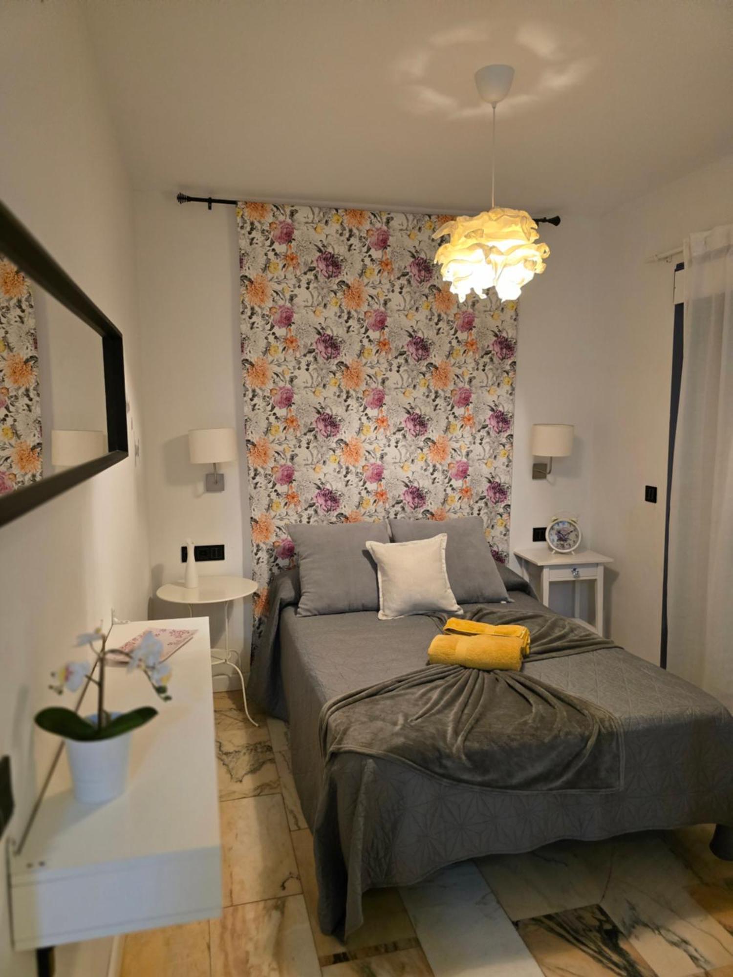 Lhome Sevilla Exteriér fotografie